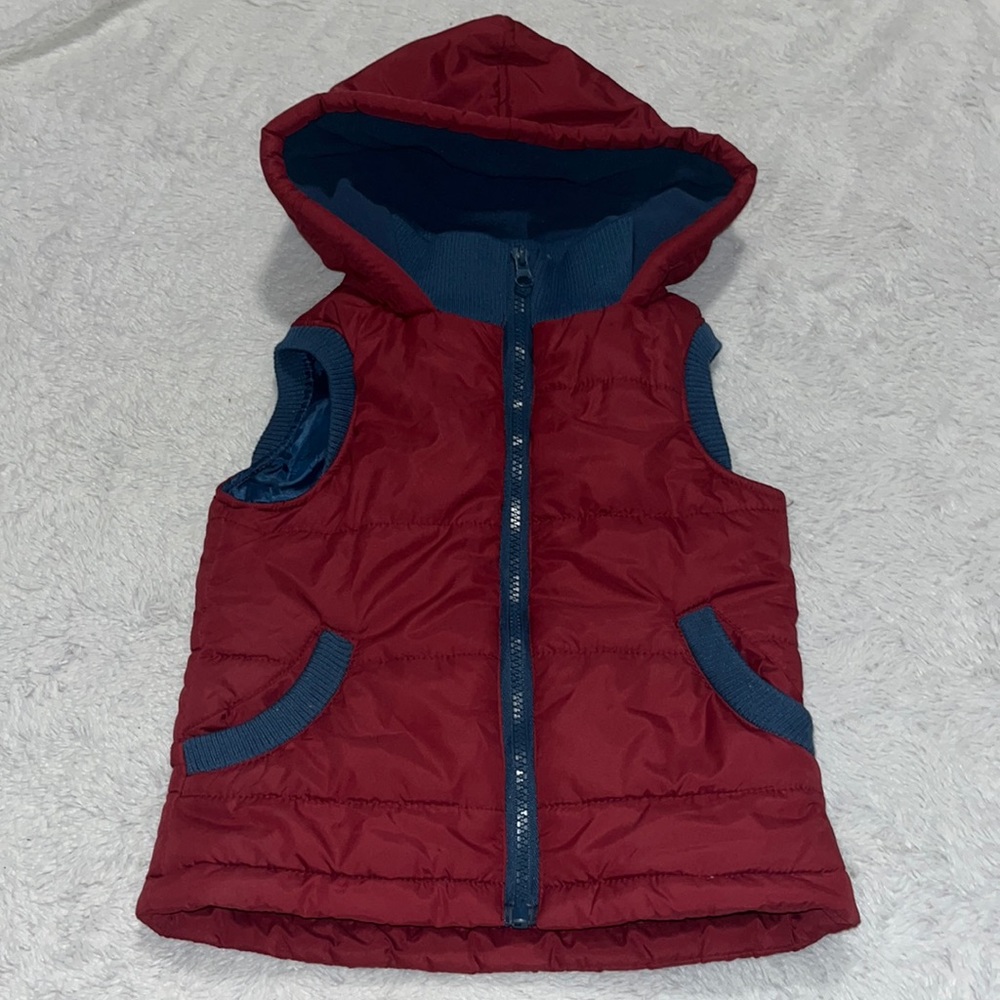 Jack green red and blue vest with hood 2-3 years
